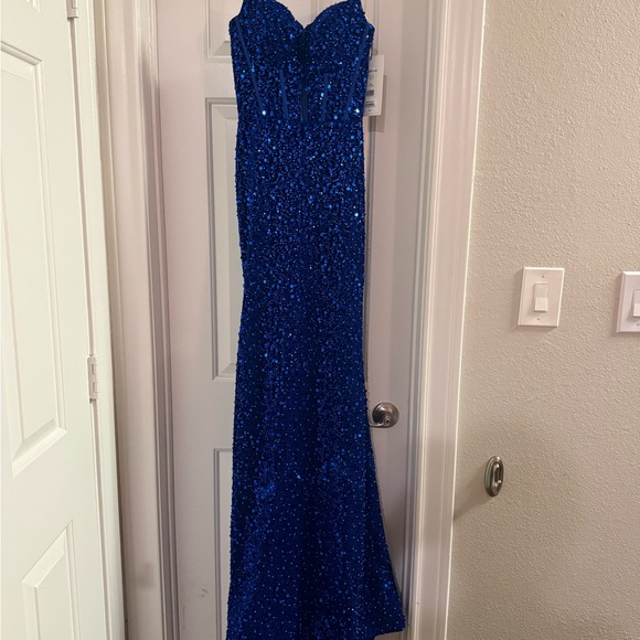 NEVER WORN TAGS ON BRAND NEW Sherri Hill Royal Blue Sequin Dress